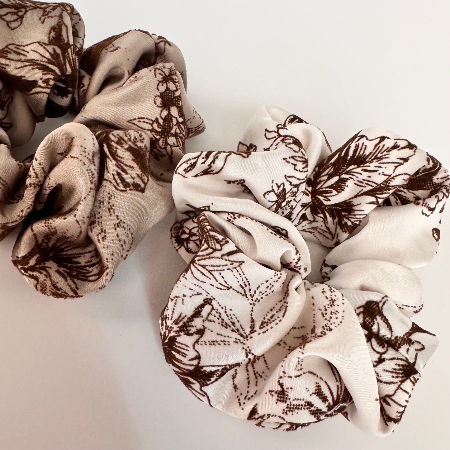 Fleur Mystique Scrunchie